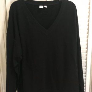 Women's GAP Sweatshirt. Size L
